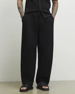 Black Barrel Fit Pleated Joggers