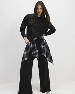 Black Premium Sweatshirt