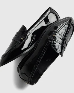 Black Scallop Edge Patent Loafers