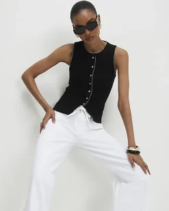 Black Sleeveless Scallop Trim Ribbed Top