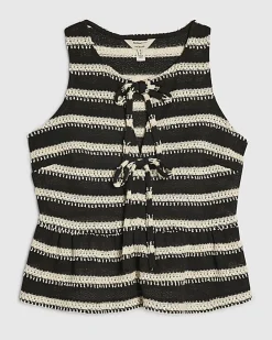 Black Sleeveless Striped crochet Waistcoat