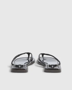 Brown Patent Tortoiseshell Toe Thong Sandals