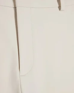Cream Skinny Elasticated Stretch Shorts