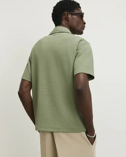 Green Regular Fit Textured Shirt