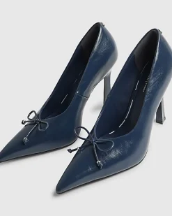 Navy High Vamp Bow Court Heels