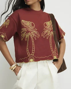 Red Shell Embroidered Crop T-shirt