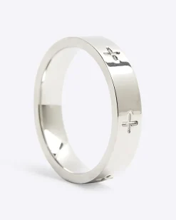 Silver stainless steel chain link ring