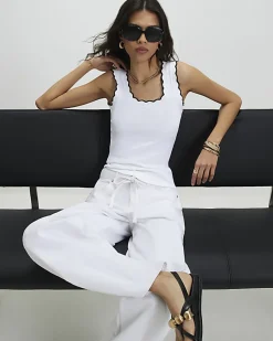 White Sleeveless Scallop Trim Tank Top
